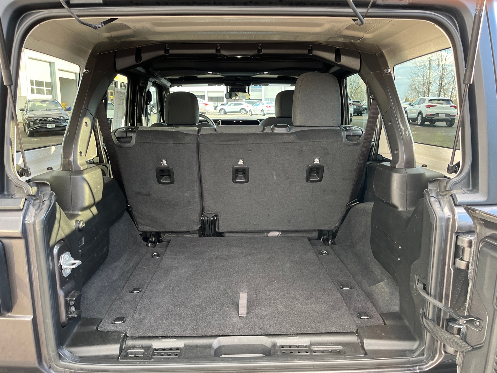 Thumbnail: 2025 Jeep Wrangler - 6