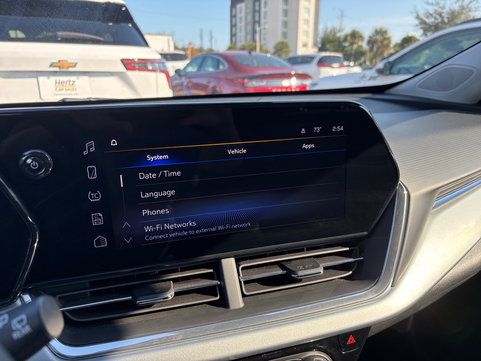 Thumbnail: 2025 Chevrolet Trax - 4