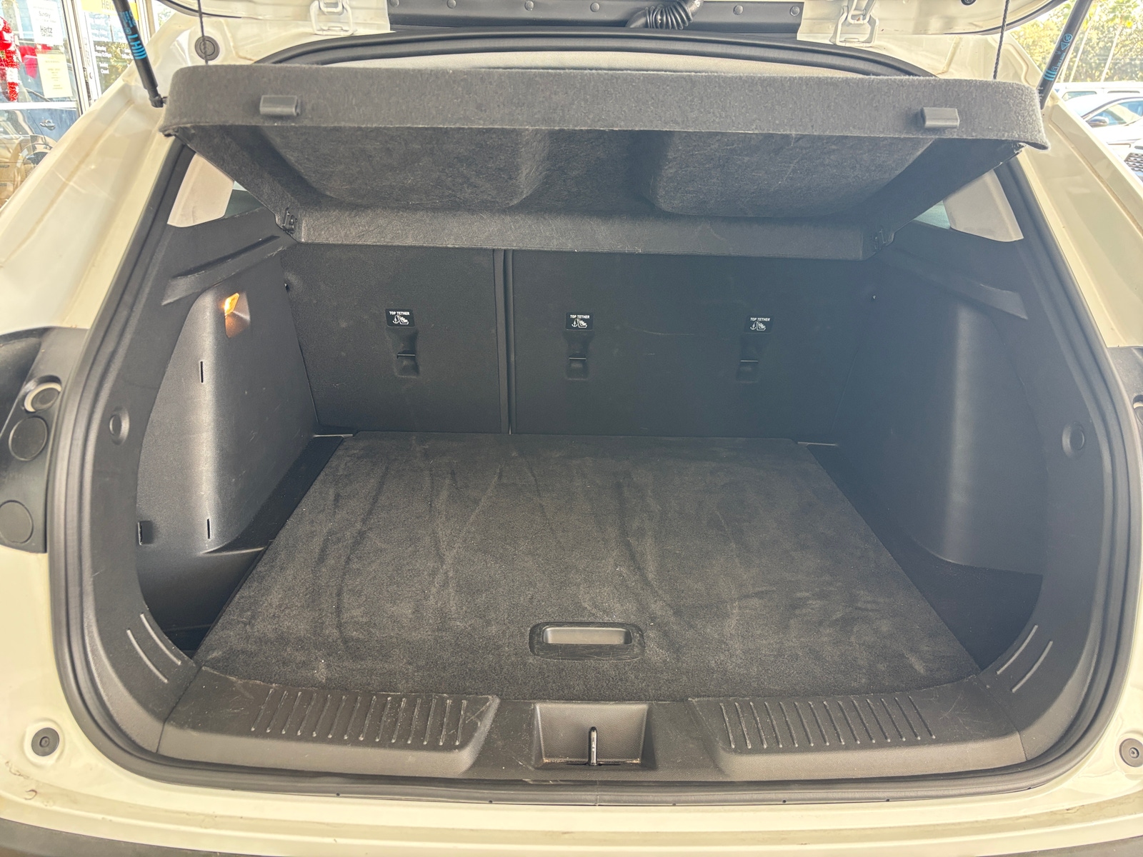 Thumbnail: 2025 Chevrolet Trax - 6