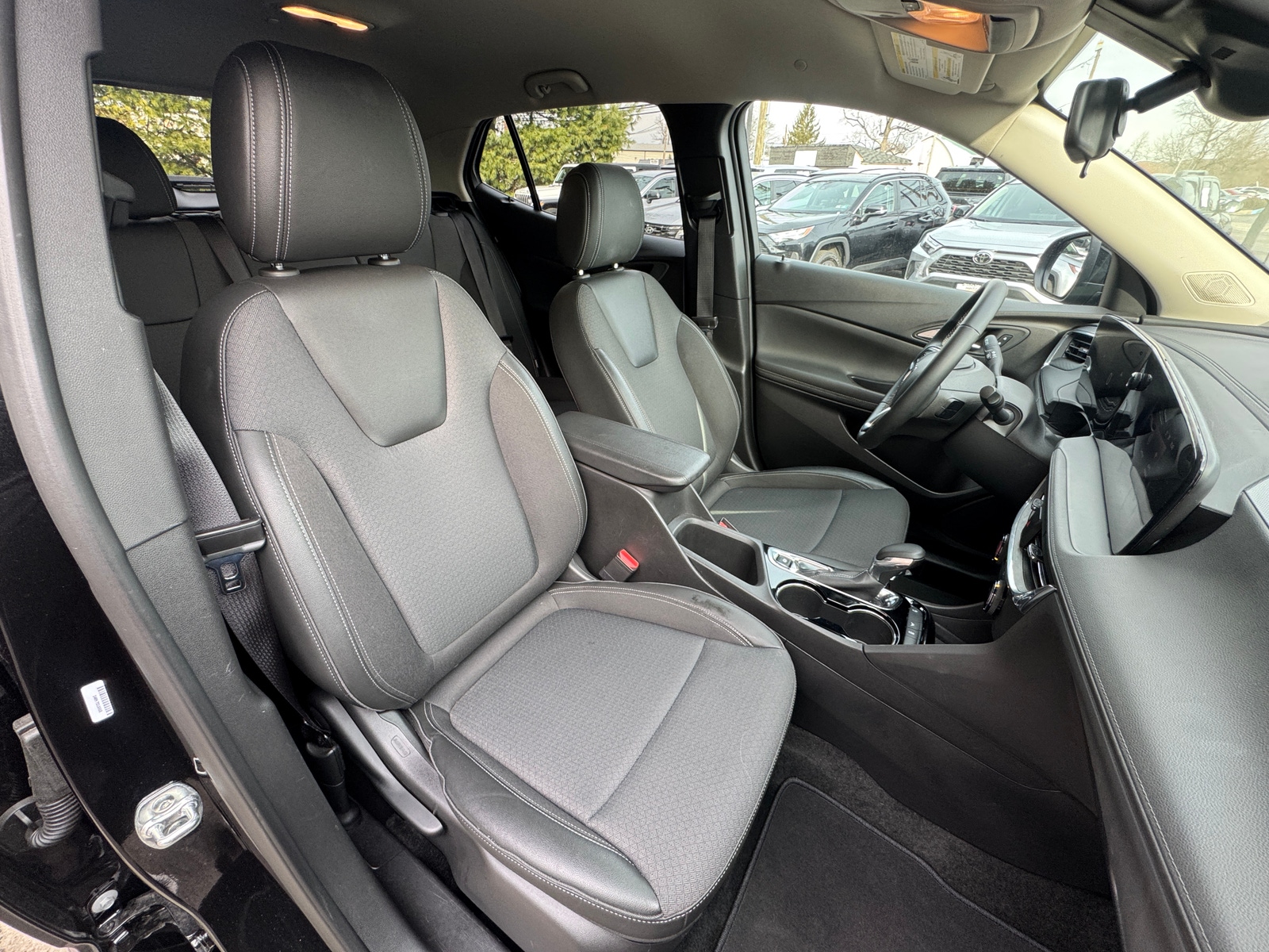 Thumbnail: 2025 Buick Encore GX - 2