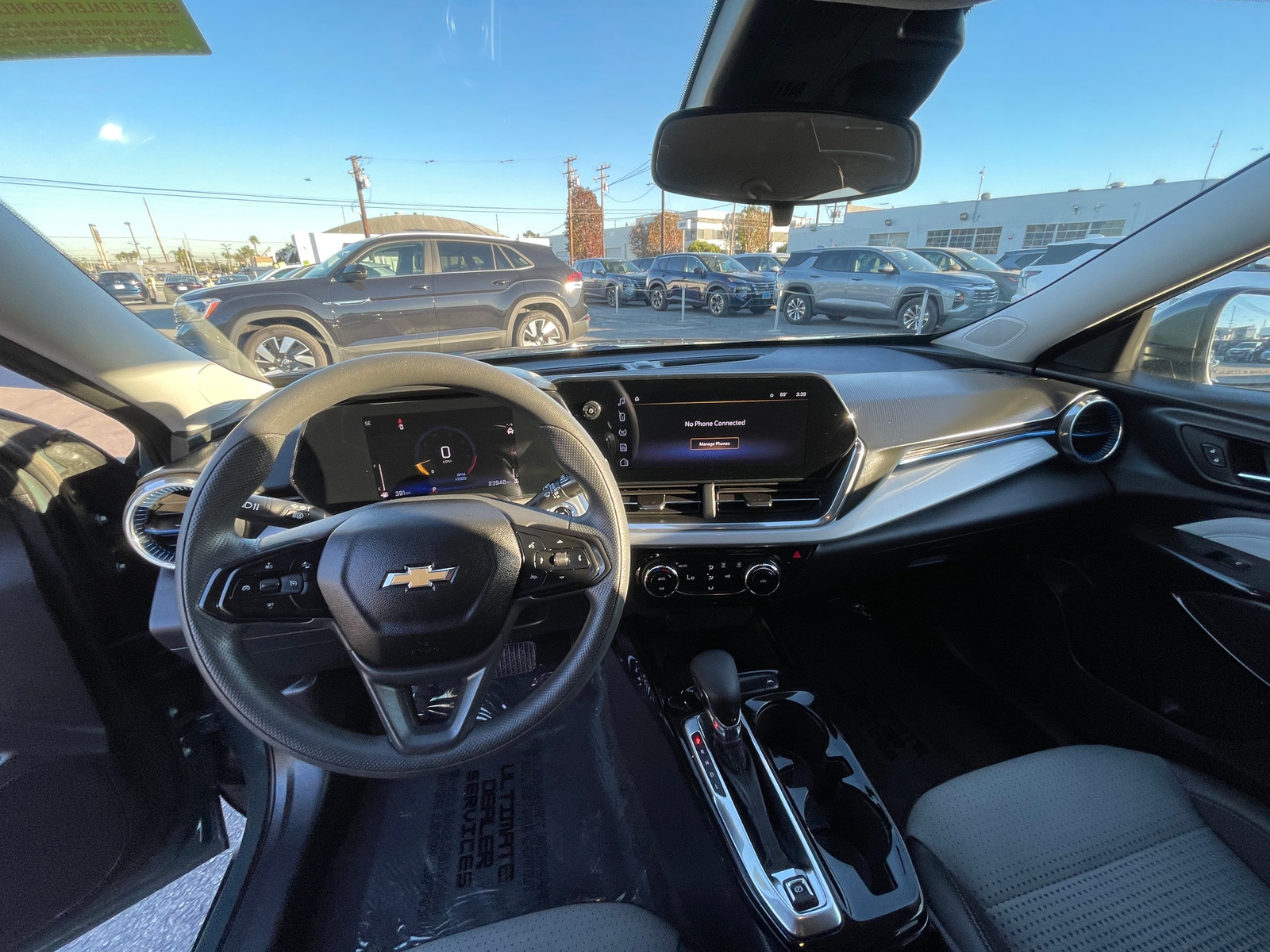 Thumbnail: 2025 Chevrolet Trax - 3