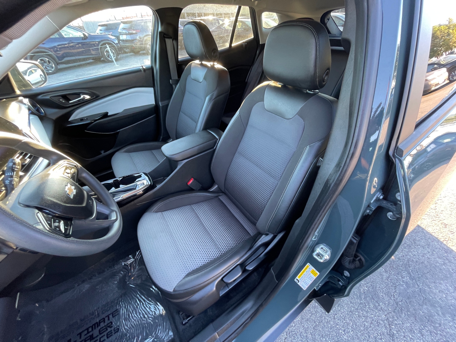 Thumbnail: 2025 Chevrolet Trax - 2