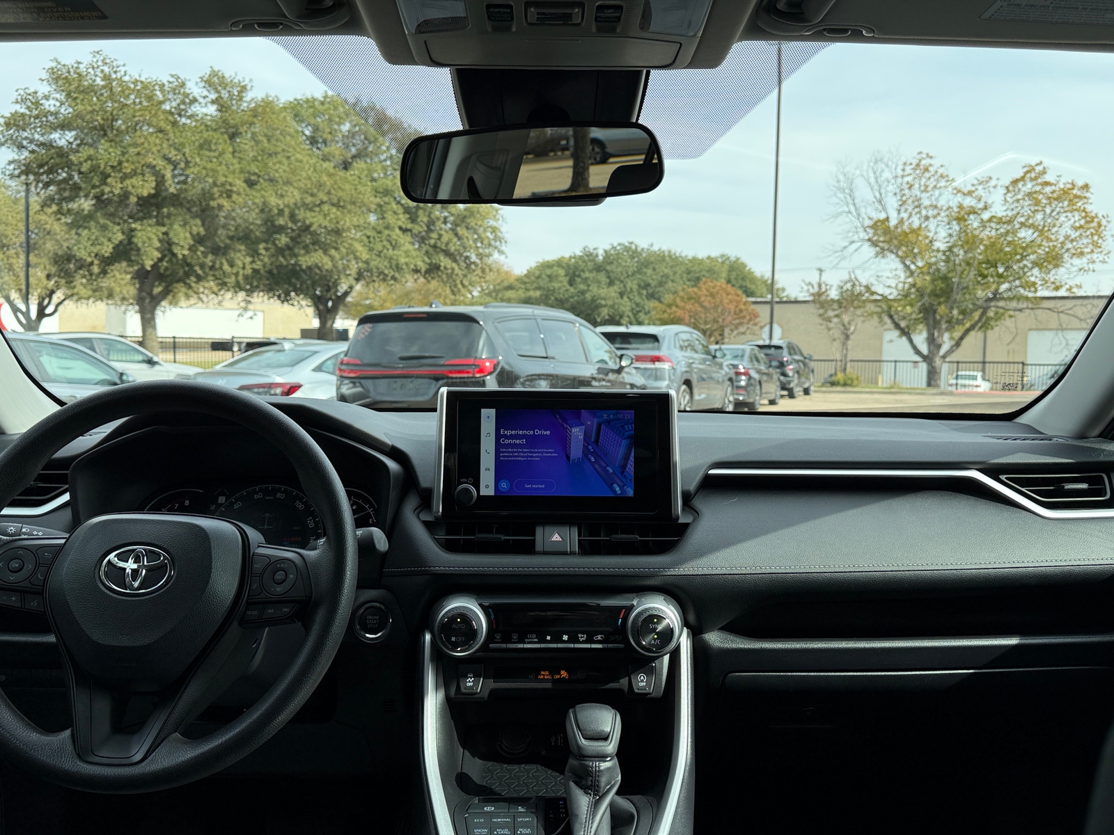 Thumbnail: 2025 Toyota RAV4 - 3