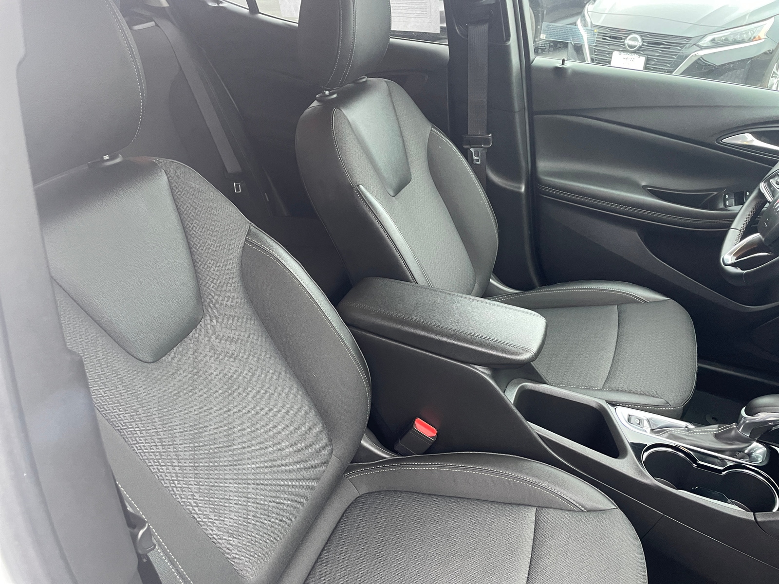 Thumbnail: 2025 Buick Encore GX - 2