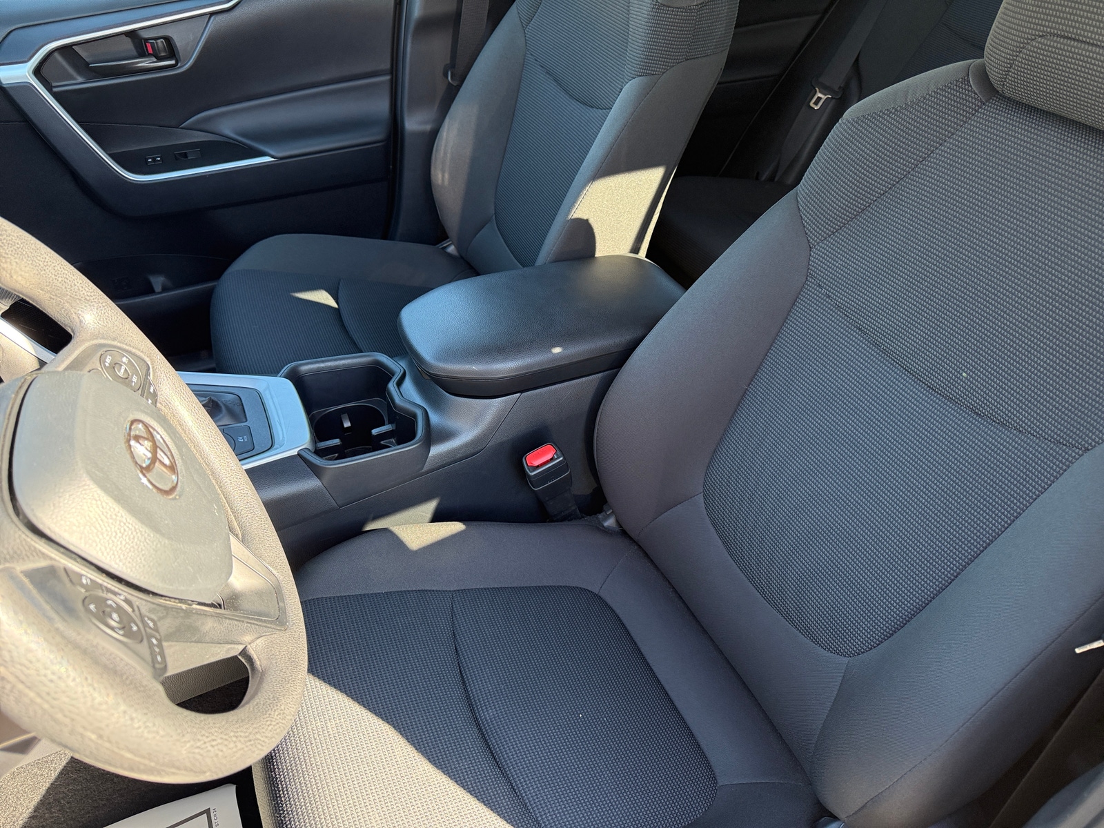 Thumbnail: 2025 Toyota RAV4 - 2