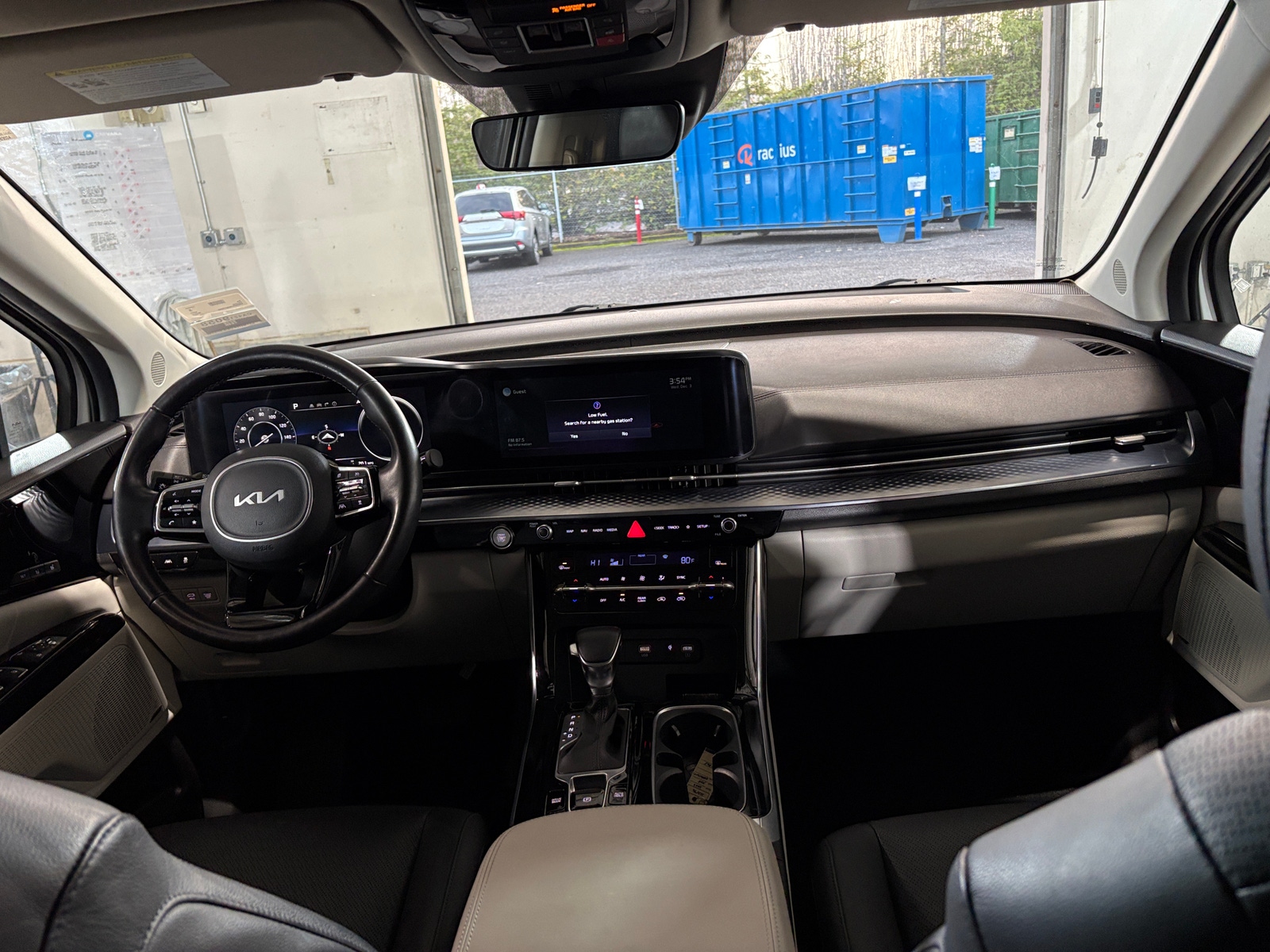 Thumbnail: 2022 Kia Carnival - 2