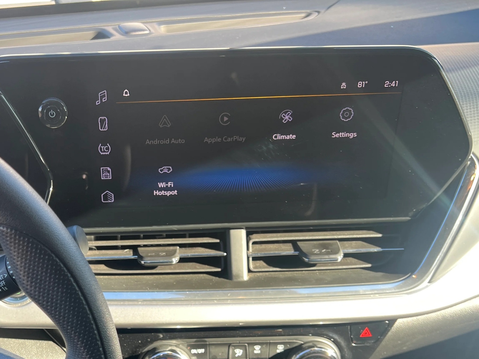 Thumbnail: 2025 Chevrolet Trax - 4