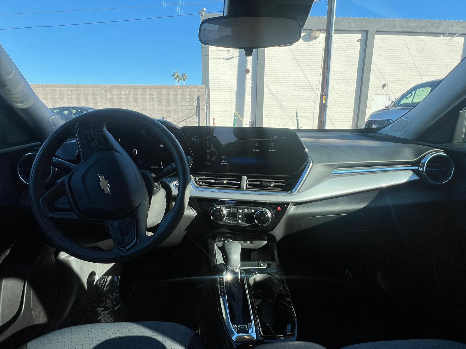 Thumbnail: 2025 Chevrolet Trax - 3