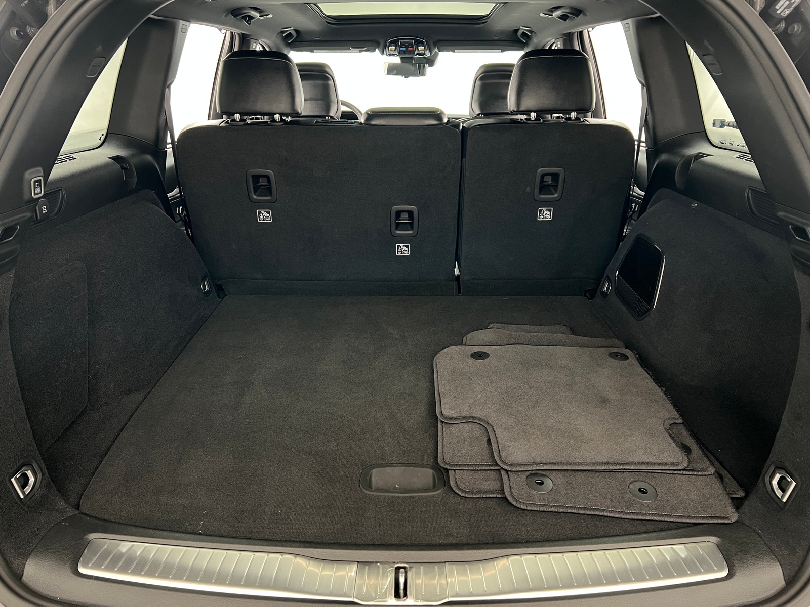 Thumbnail: 2024 Jeep Grand Cherokee - 6