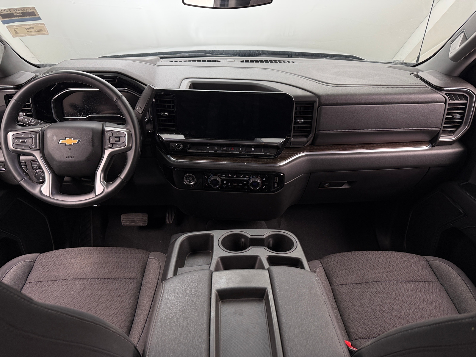 Thumbnail: 2024 Chevrolet Silverado 1500 - 3