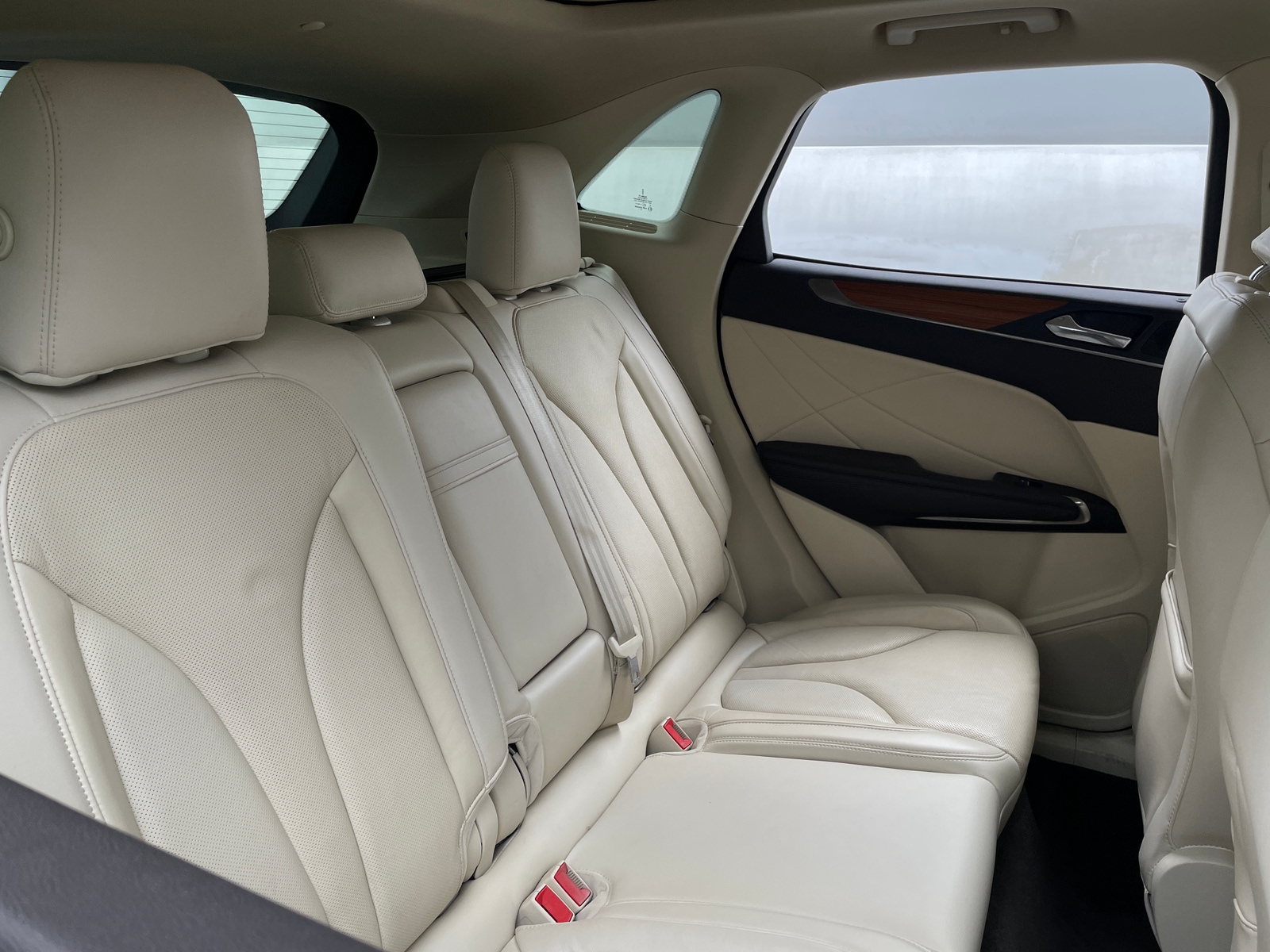 Thumbnail: 2016 Lincoln MKC - 5