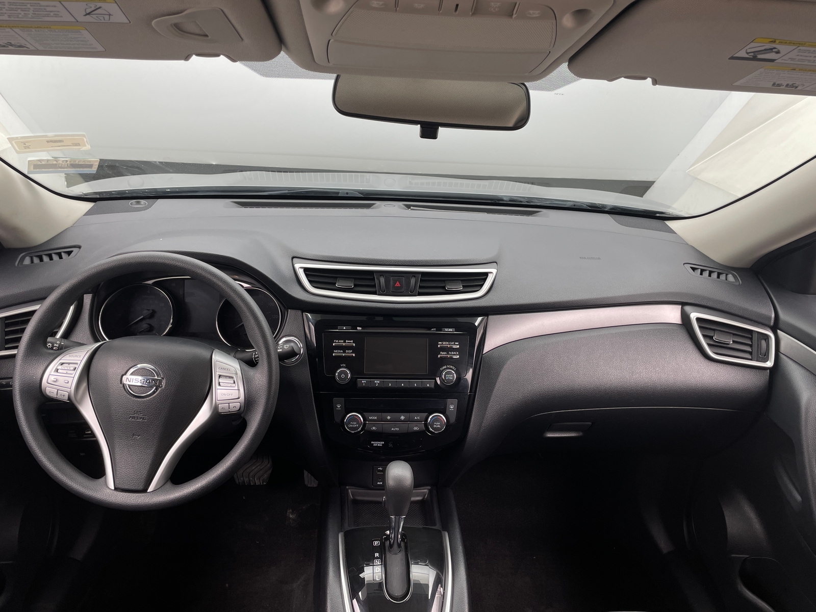 Thumbnail: 2016 Nissan Rogue - 3