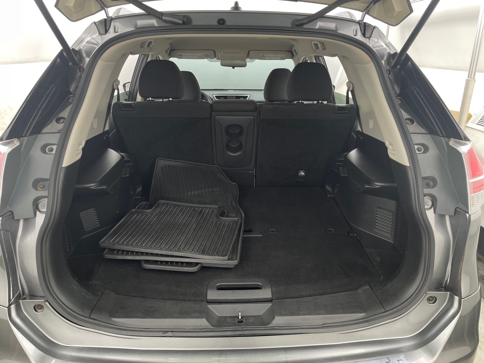 Thumbnail: 2016 Nissan Rogue - 7