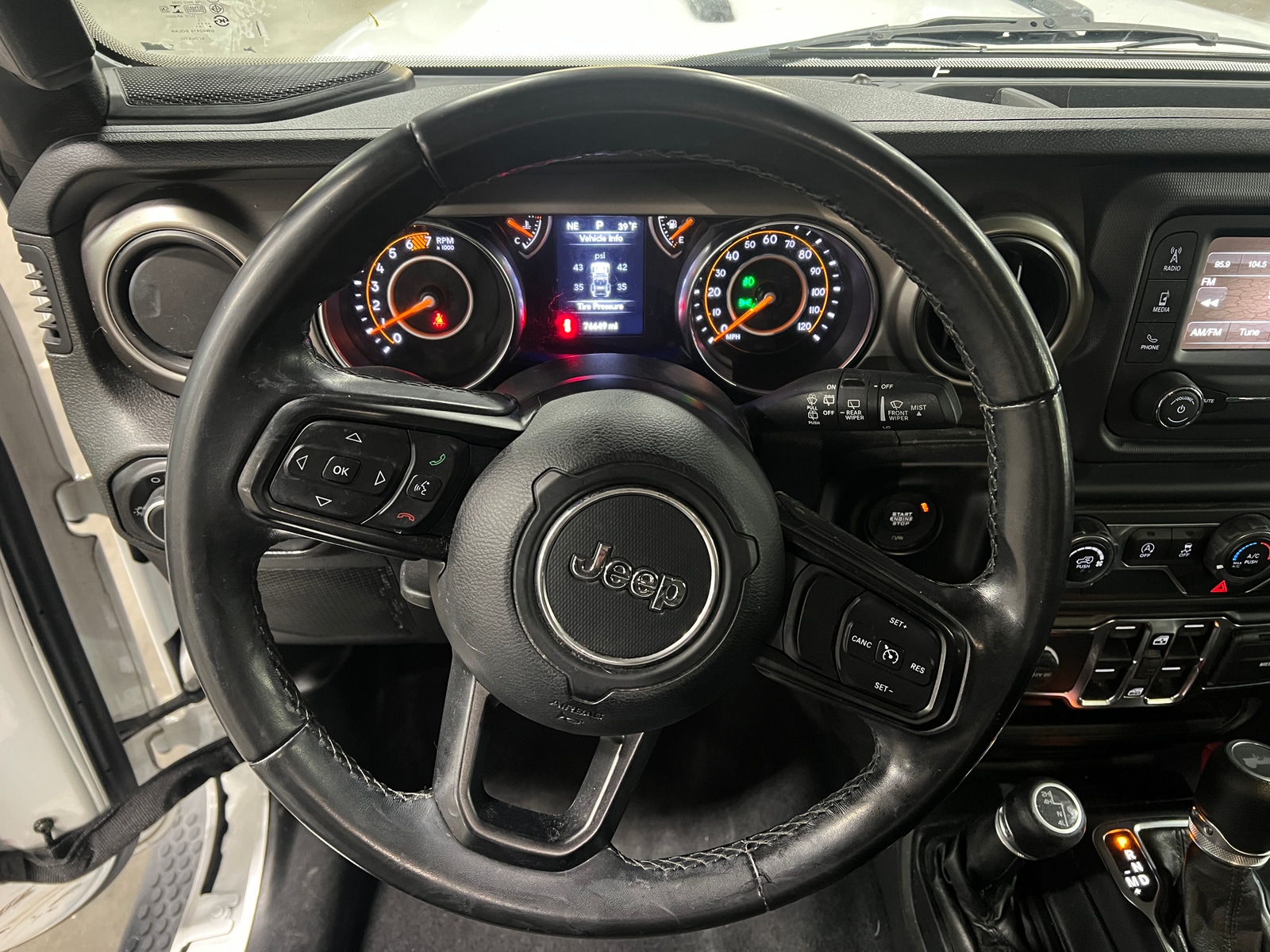 Thumbnail: 2020 Jeep Wrangler - 5