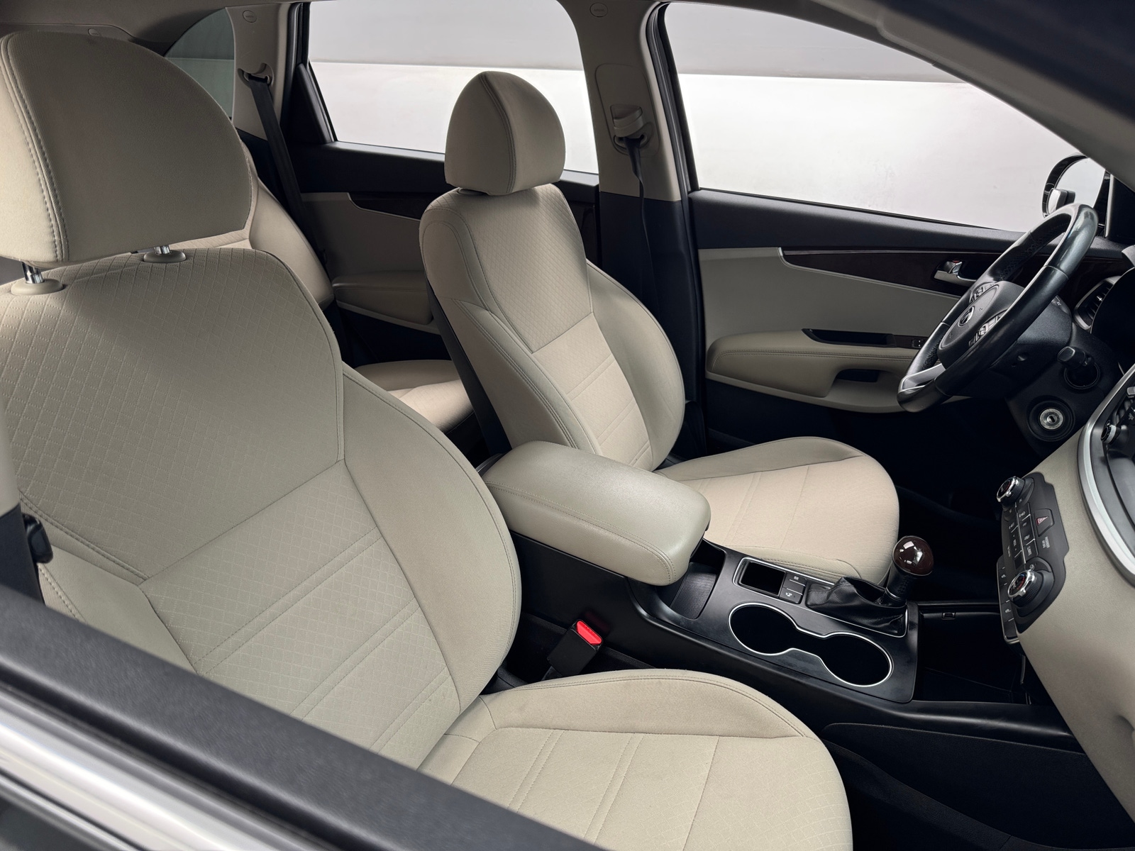 Thumbnail: 2018 Kia Sorento - 2