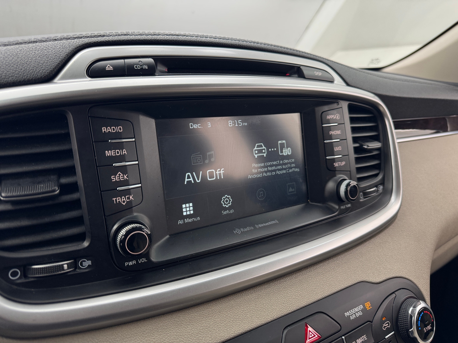 Thumbnail: 2018 Kia Sorento - 4