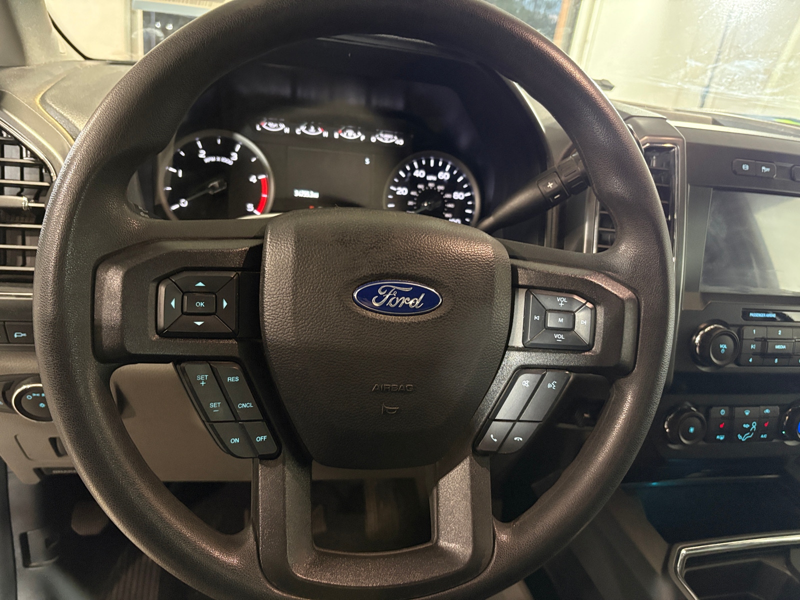 Thumbnail: 2021 Ford Econoline - 5