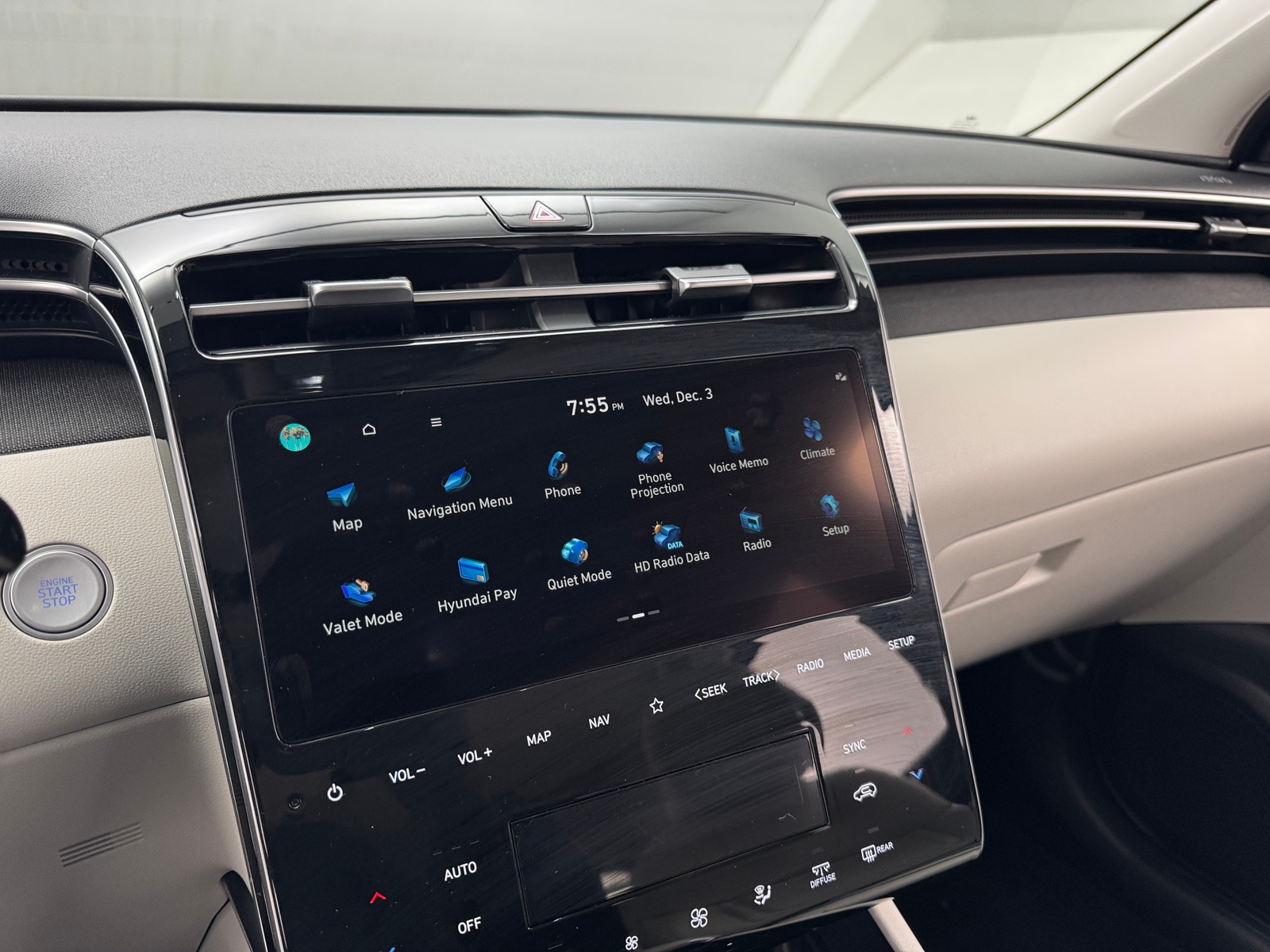 Thumbnail: 2024 Hyundai Tucson - 4