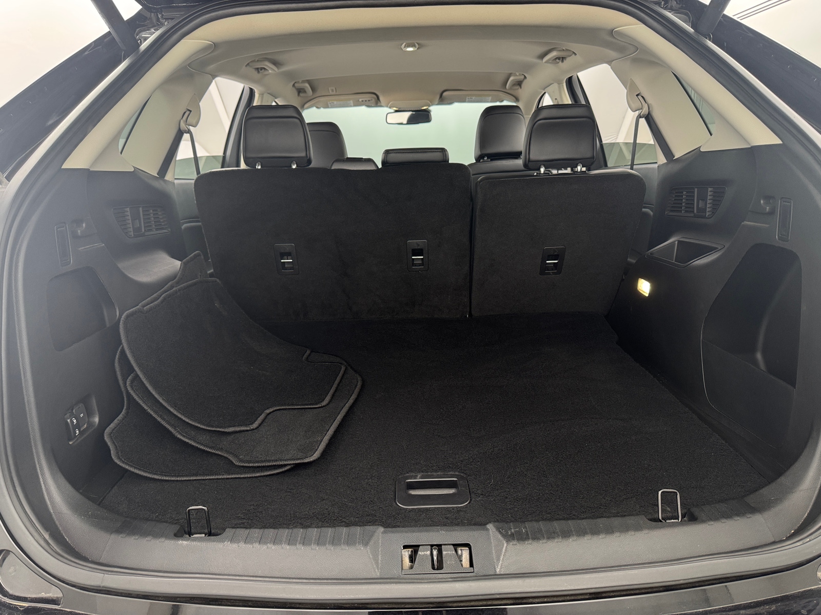 Thumbnail: 2024 Ford Edge - 6