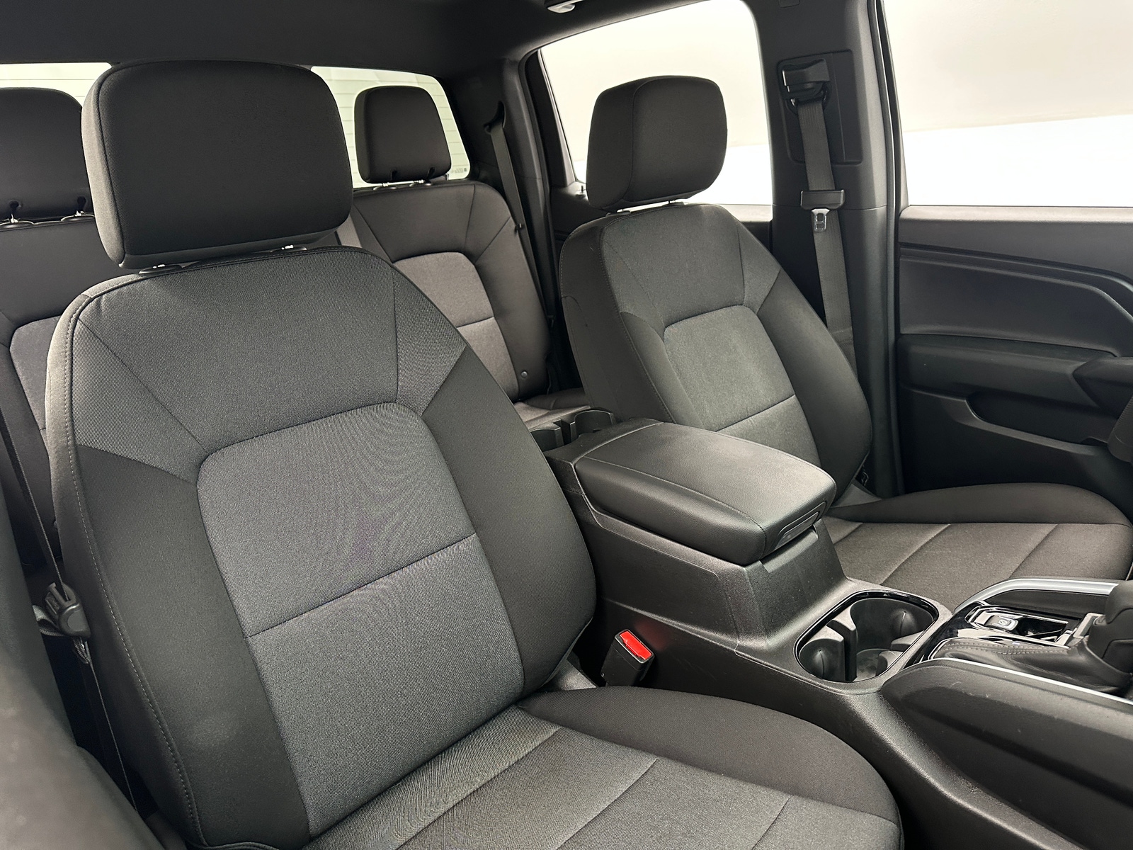 Thumbnail: 2024 Chevrolet Colorado - 2