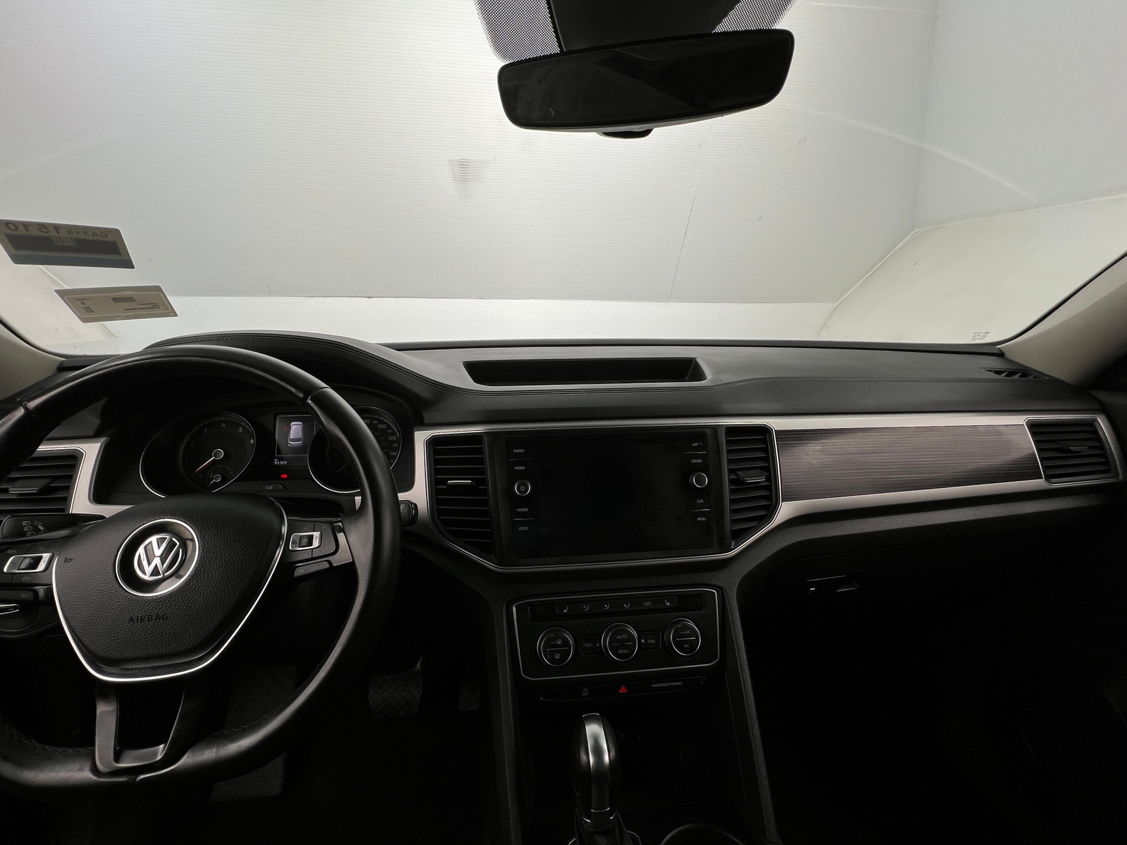 Thumbnail: 2019 Volkswagen Atlas - 2