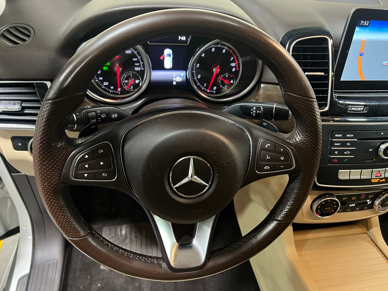 Thumbnail: 2018 Mercedes-Benz GLE - 4