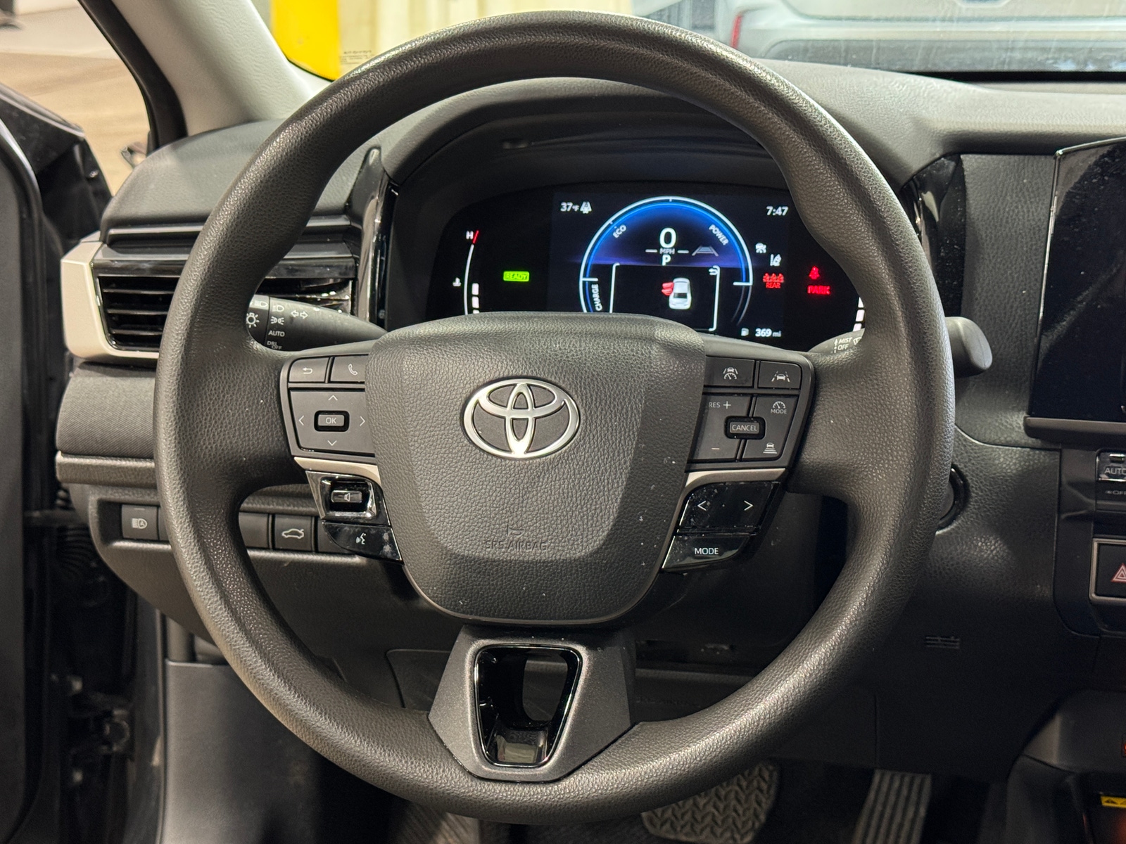 Thumbnail: 2025 Toyota Camry - 5