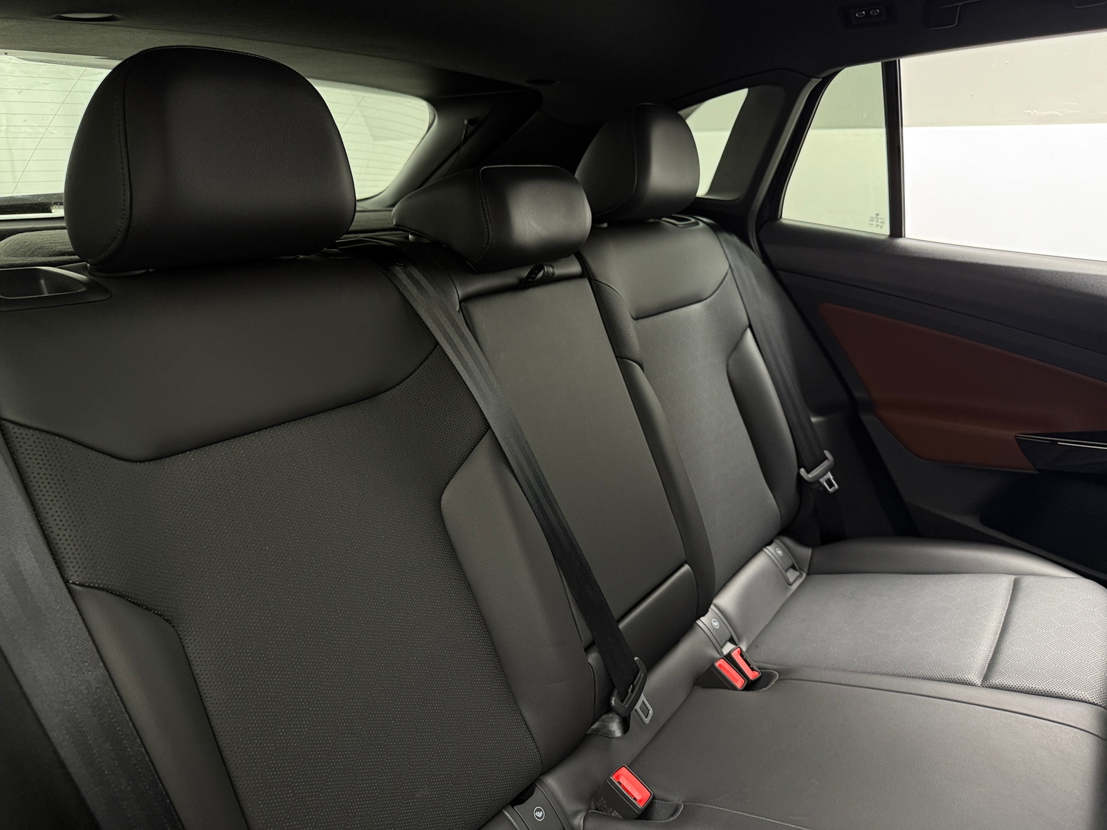 Thumbnail: 2021 Volkswagen ID.4 - 5