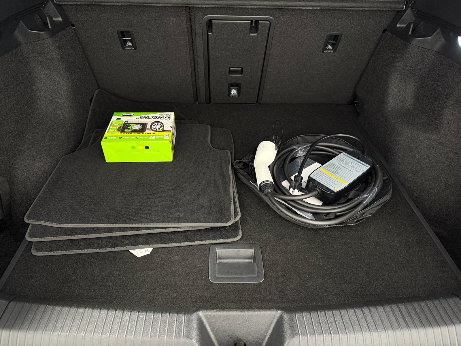 Thumbnail: 2021 Volkswagen ID.4 - 6