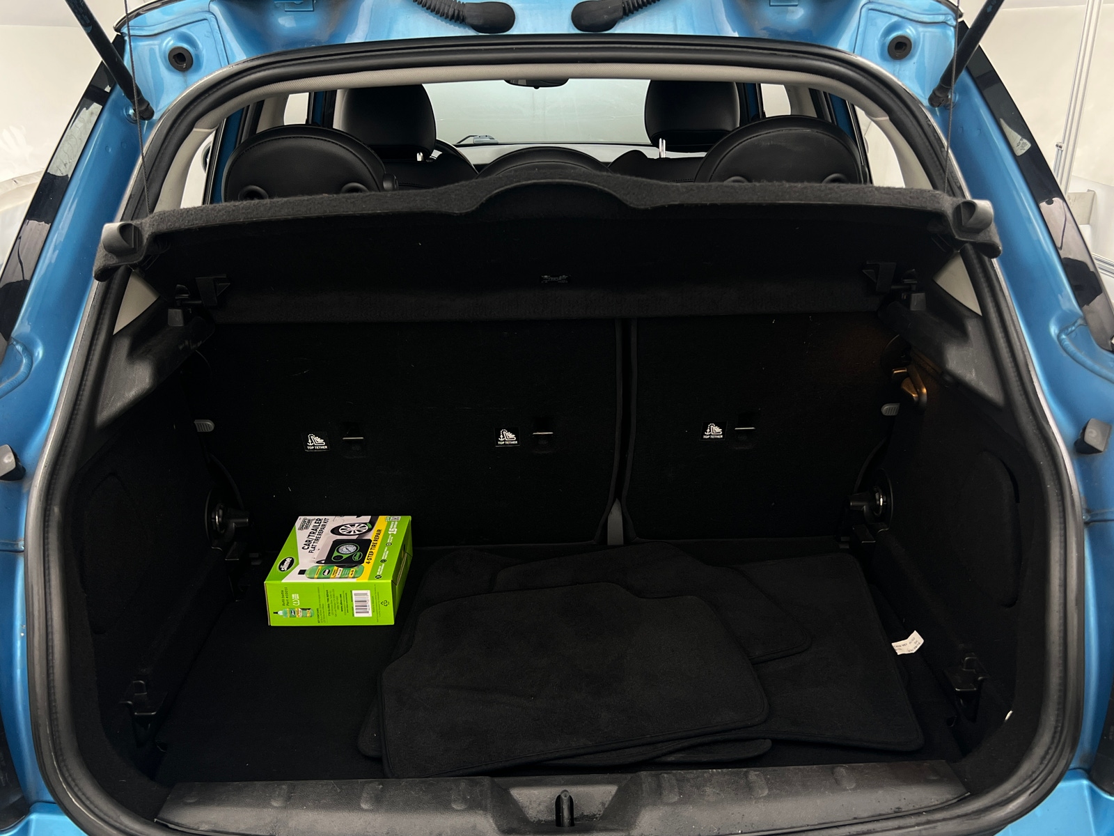 Thumbnail: 2016 MINI Cooper Hardtop - 6