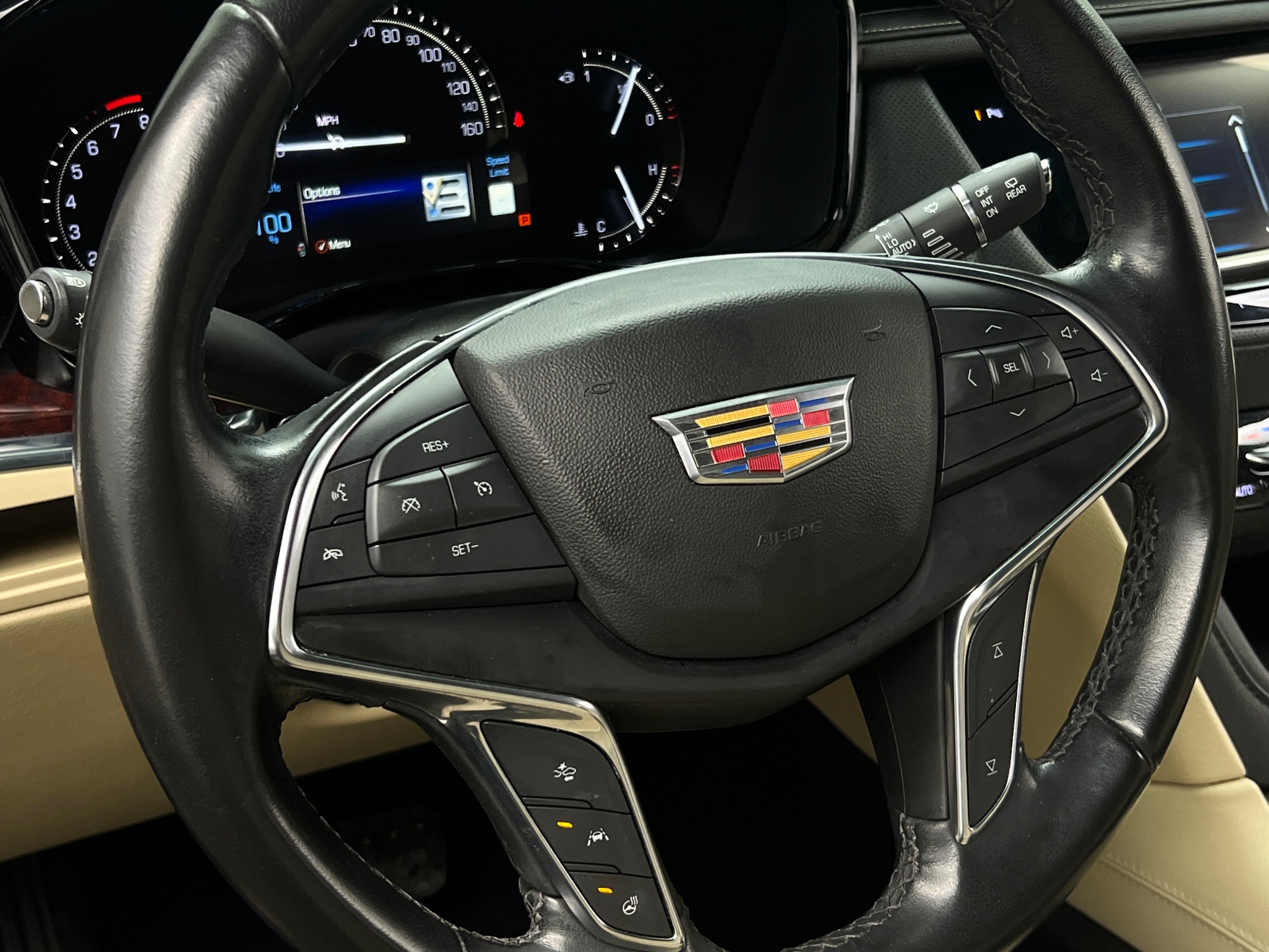 Thumbnail: 2019 Cadillac XT5 - 4