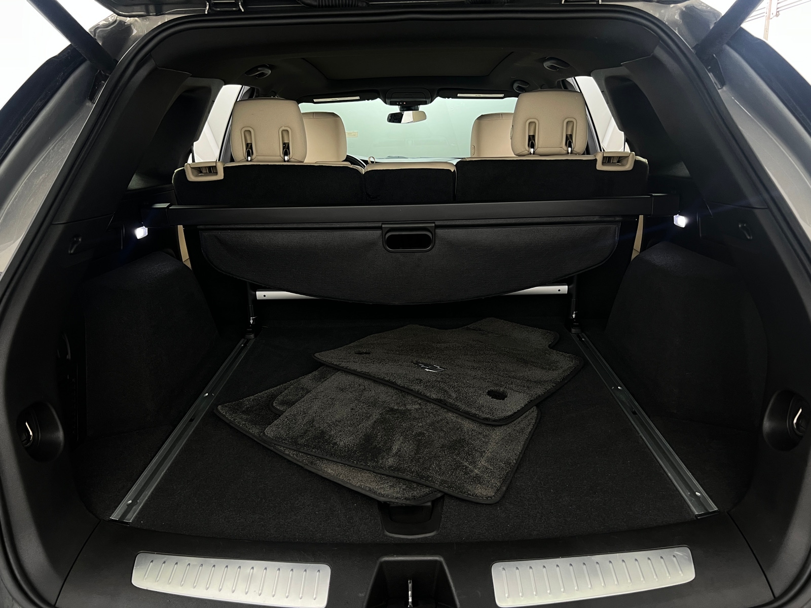 Thumbnail: 2019 Cadillac XT5 - 6