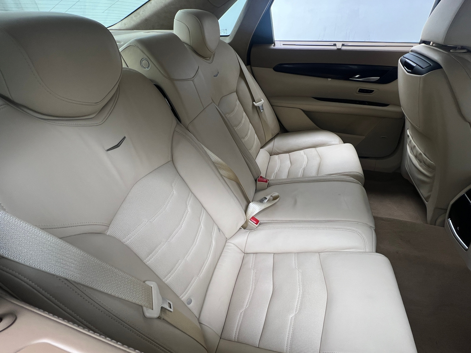 Thumbnail: 2017 Cadillac CT6 - 5