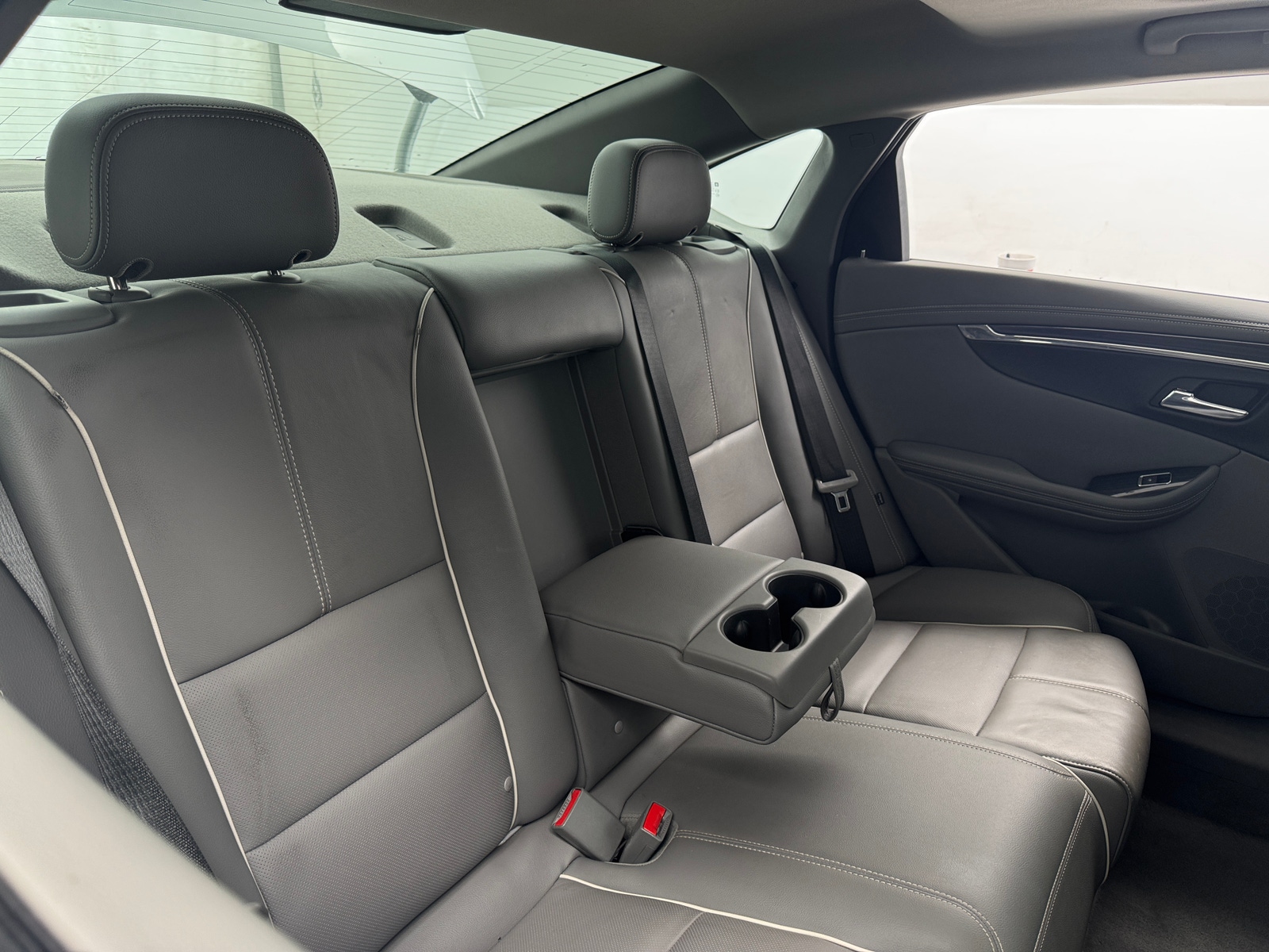 Thumbnail: 2017 Chevrolet Impala - 5