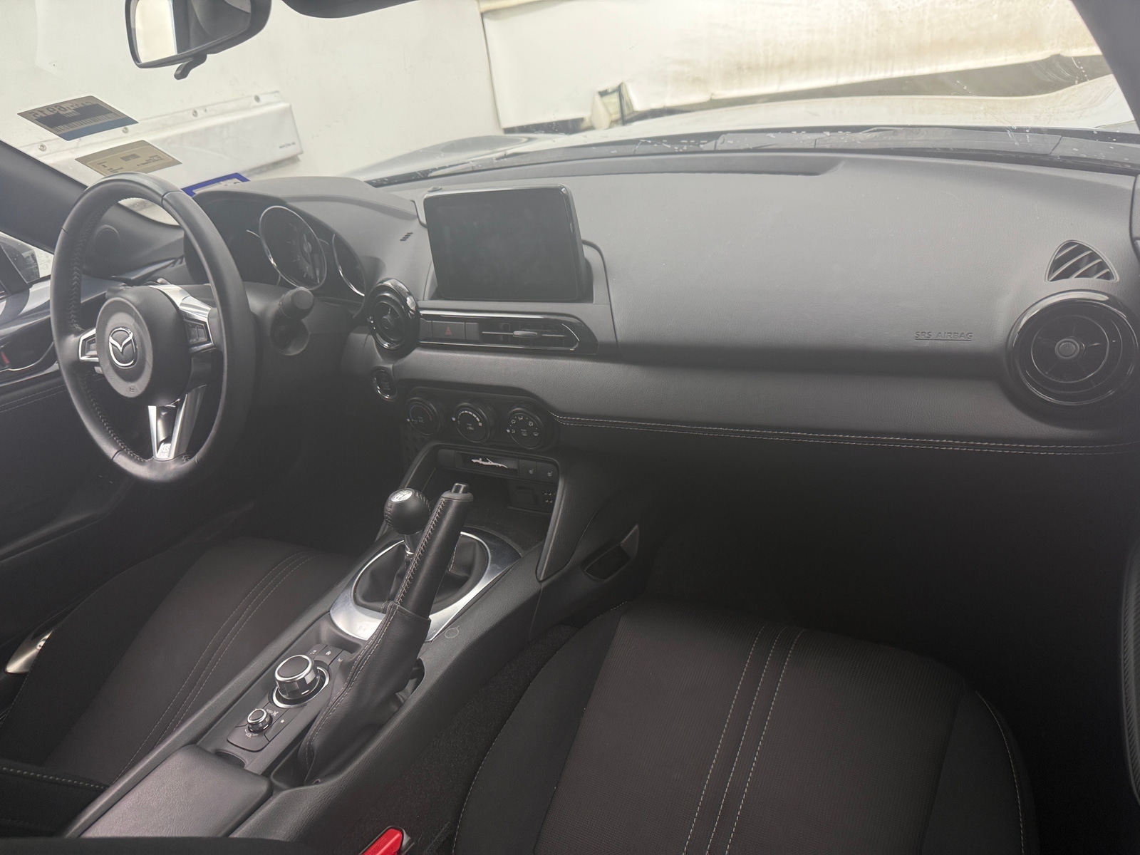 Thumbnail: 2021 Mazda MX-5 Miata - 3