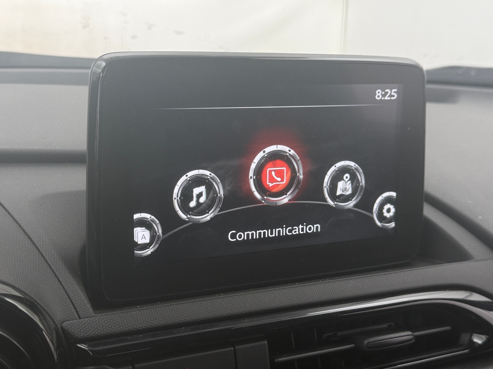 Thumbnail: 2021 Mazda MX-5 Miata - 4