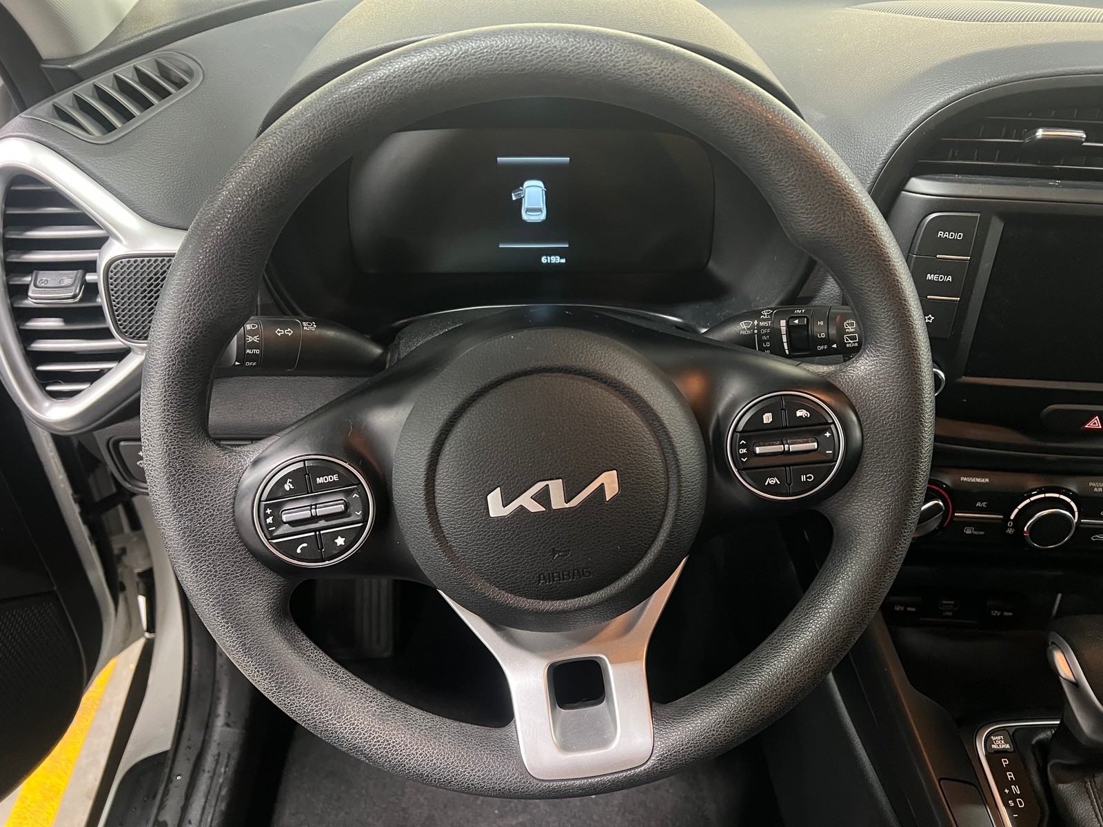 Thumbnail: 2023 Kia Soul - 5