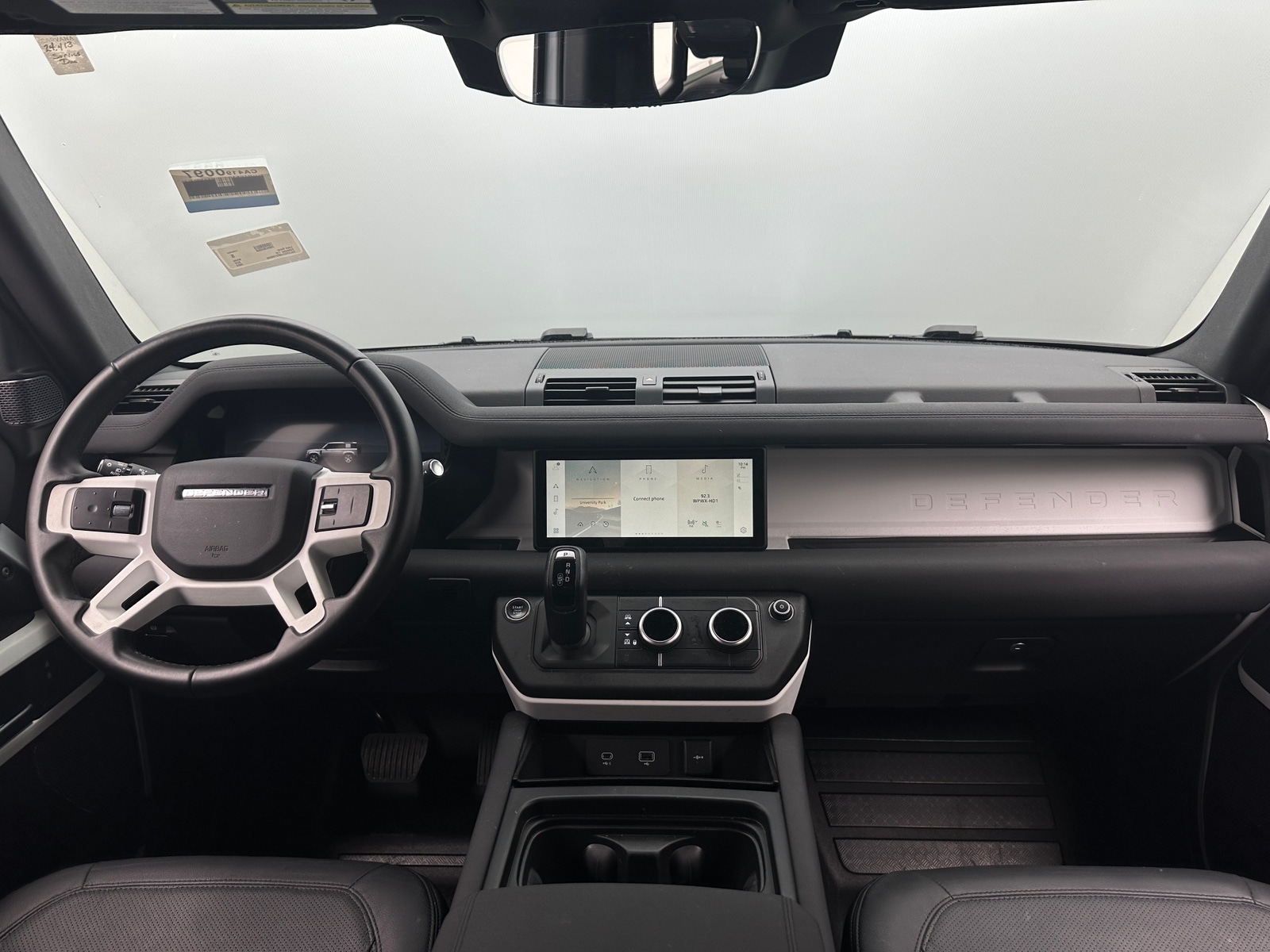 Thumbnail: 2023 Land Rover Defender - 2