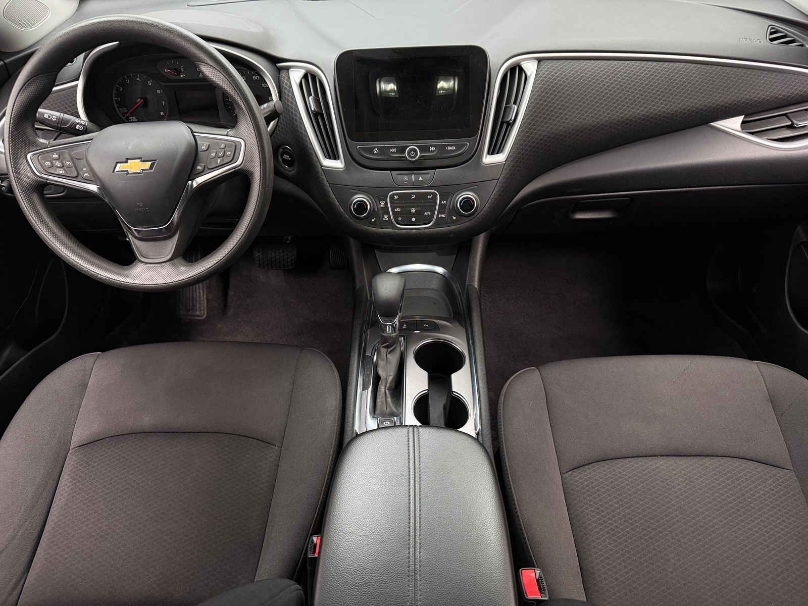 Thumbnail: 2024 Chevrolet Malibu - 3