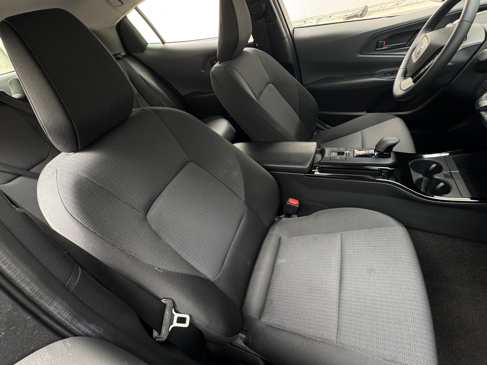 Thumbnail: 2025 Toyota Prius - 2