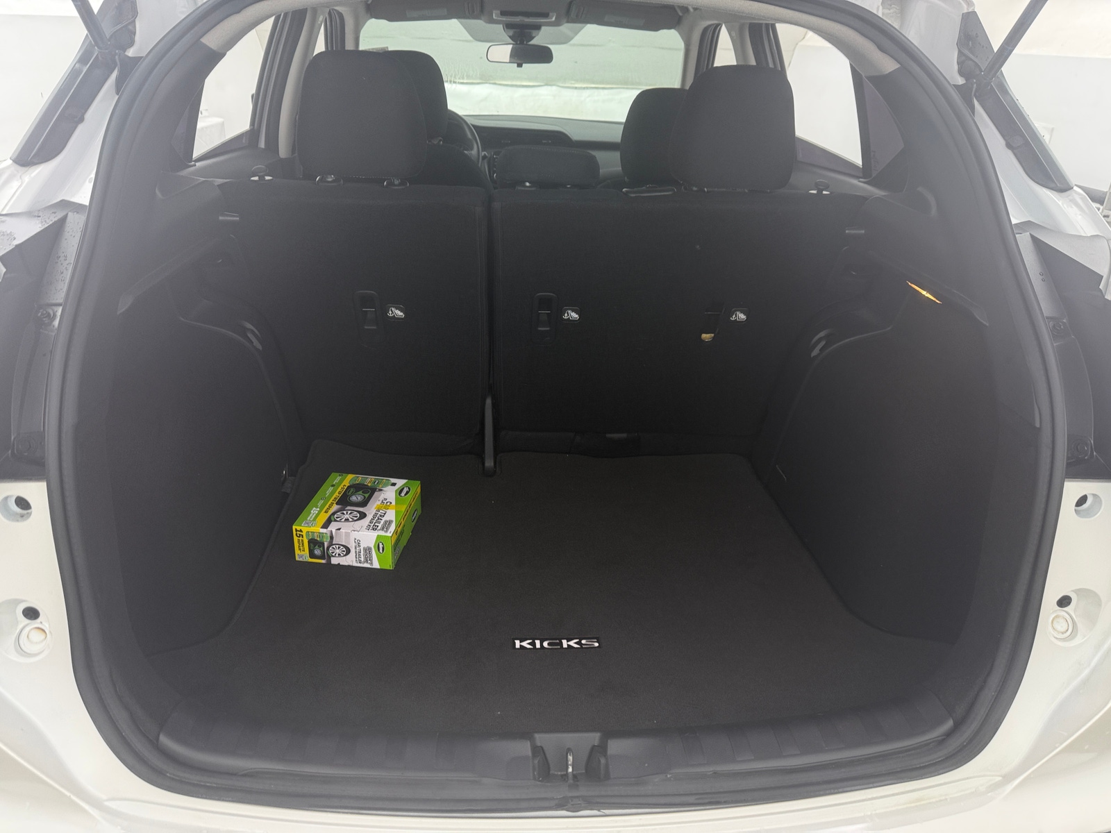 Thumbnail: 2023 Nissan Kicks - 7