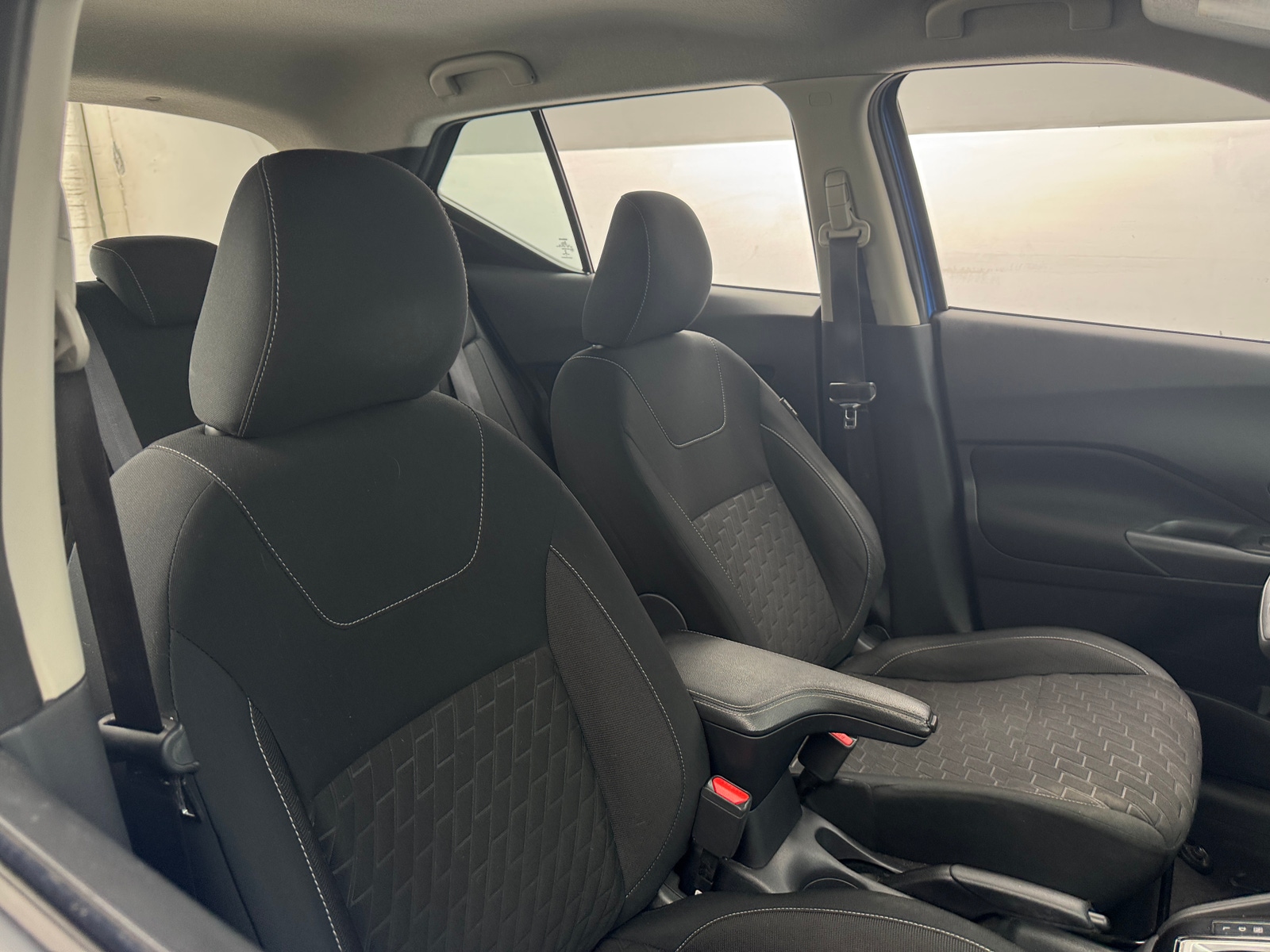 Thumbnail: 2021 Nissan Kicks - 2