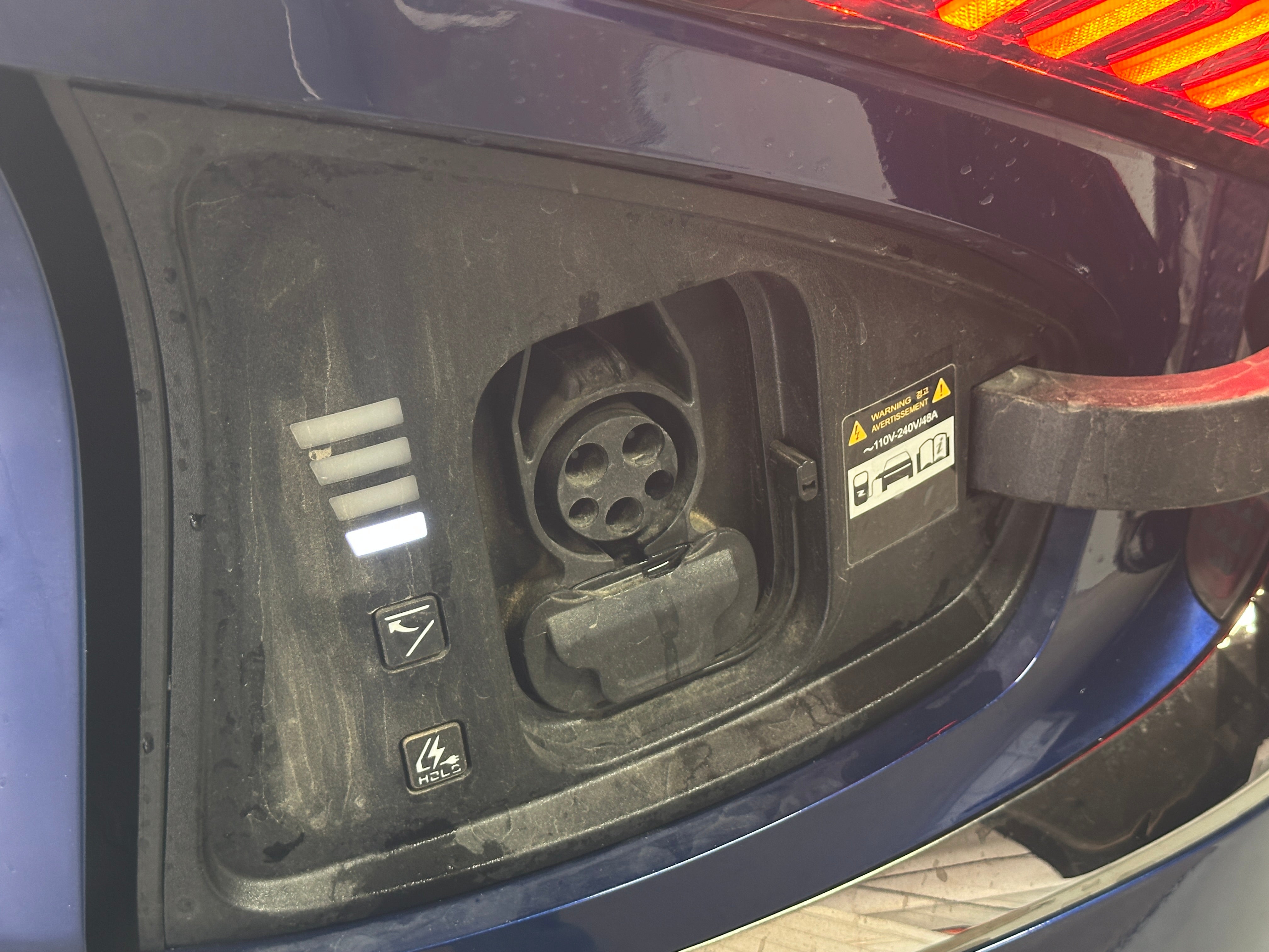 Used 2023 Kia EV6 GT-Line with VIN KNDC4DLC2P5139560 for sale in Oak Creek, WI