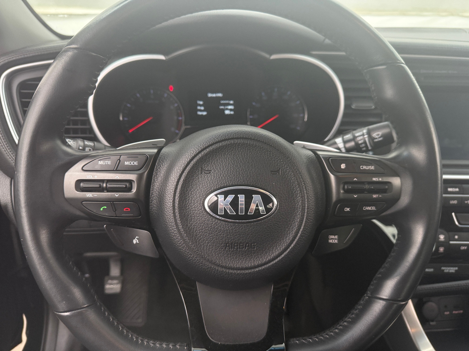 Thumbnail: 2015 Kia Optima - 4