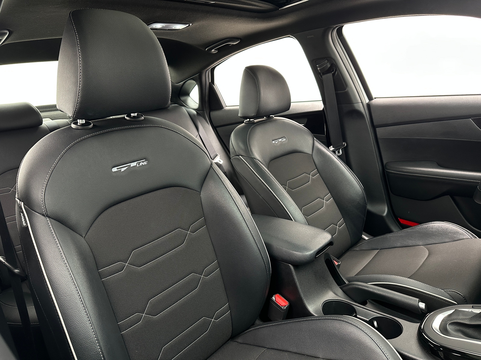 Thumbnail: 2021 Kia Forte - 2