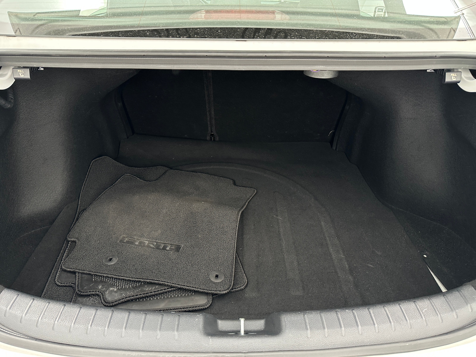 Thumbnail: 2021 Kia Forte - 7