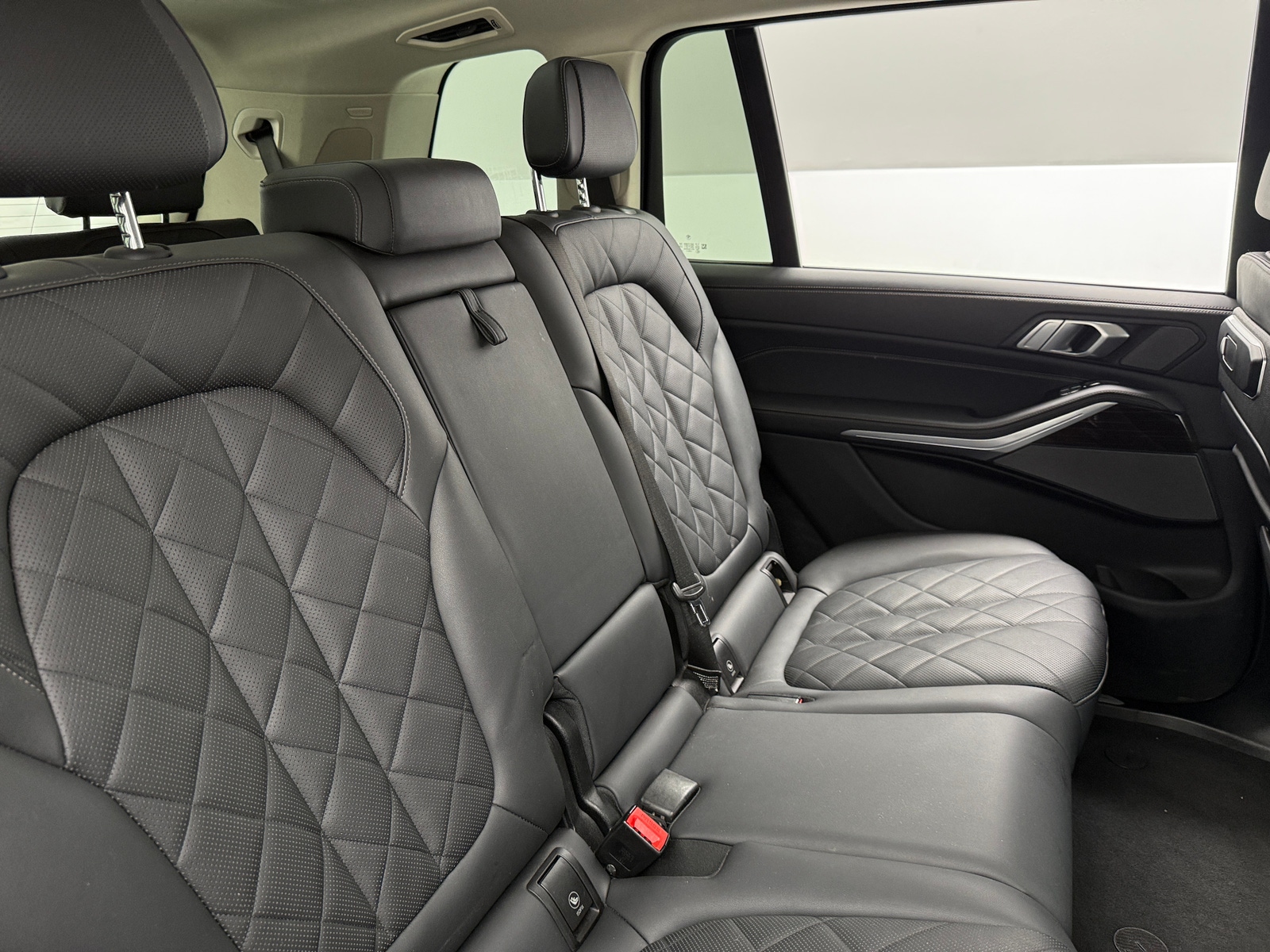 Thumbnail: 2024 BMW X7 - 5