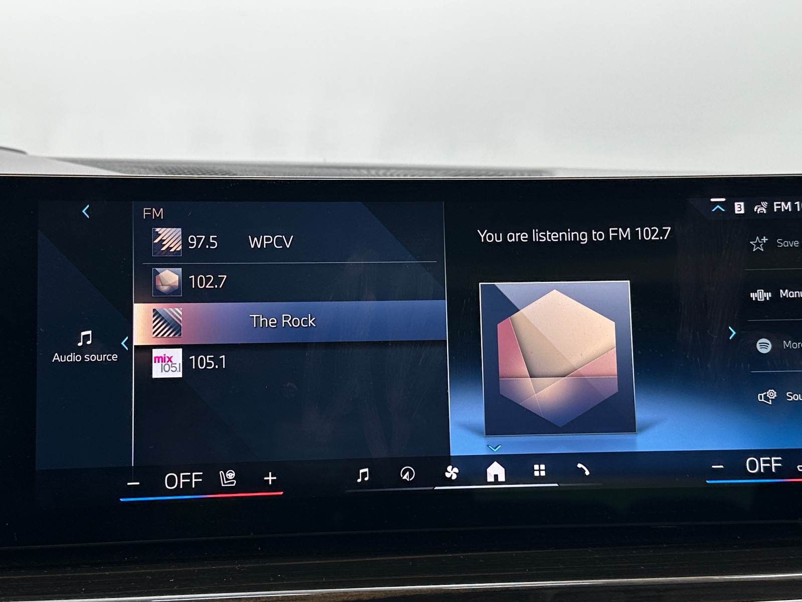 Thumbnail: 2024 BMW X7 - 3