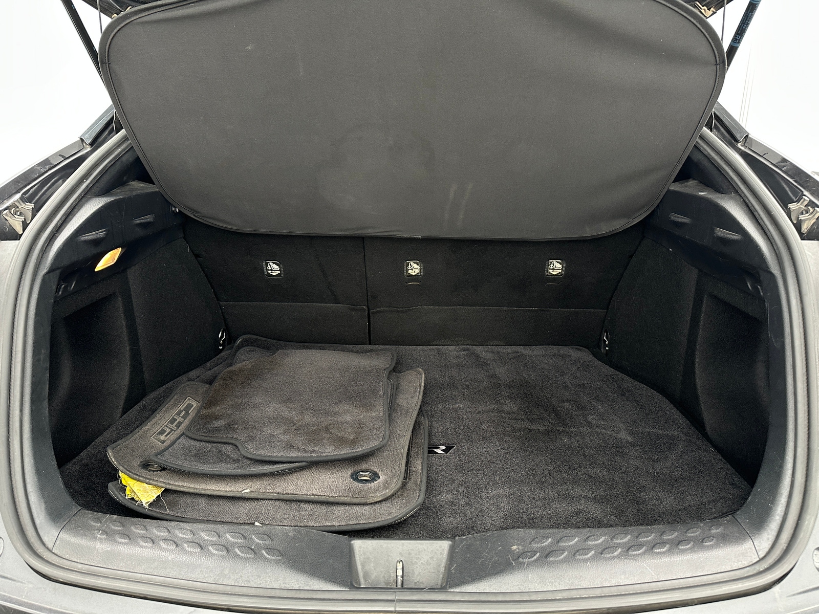 Thumbnail: 2018 Toyota C-HR - 7