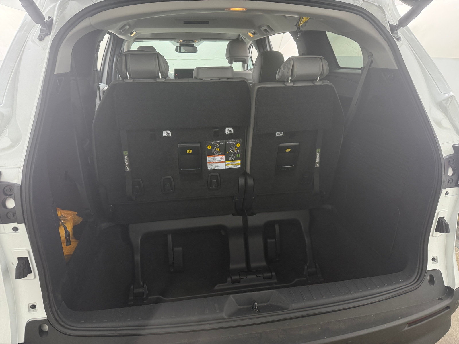 Thumbnail: 2025 Toyota Sienna - 6